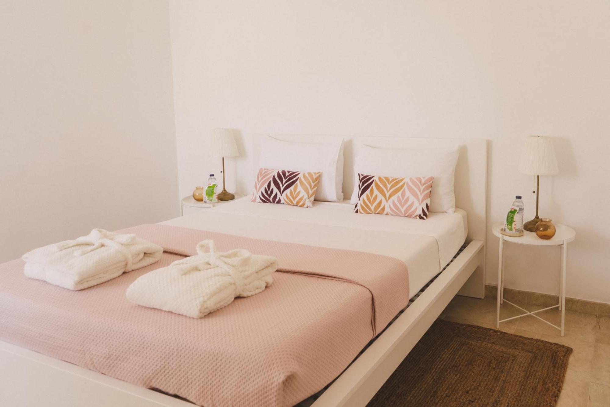 As Andorinhas Apartment Портиман Екстериор снимка