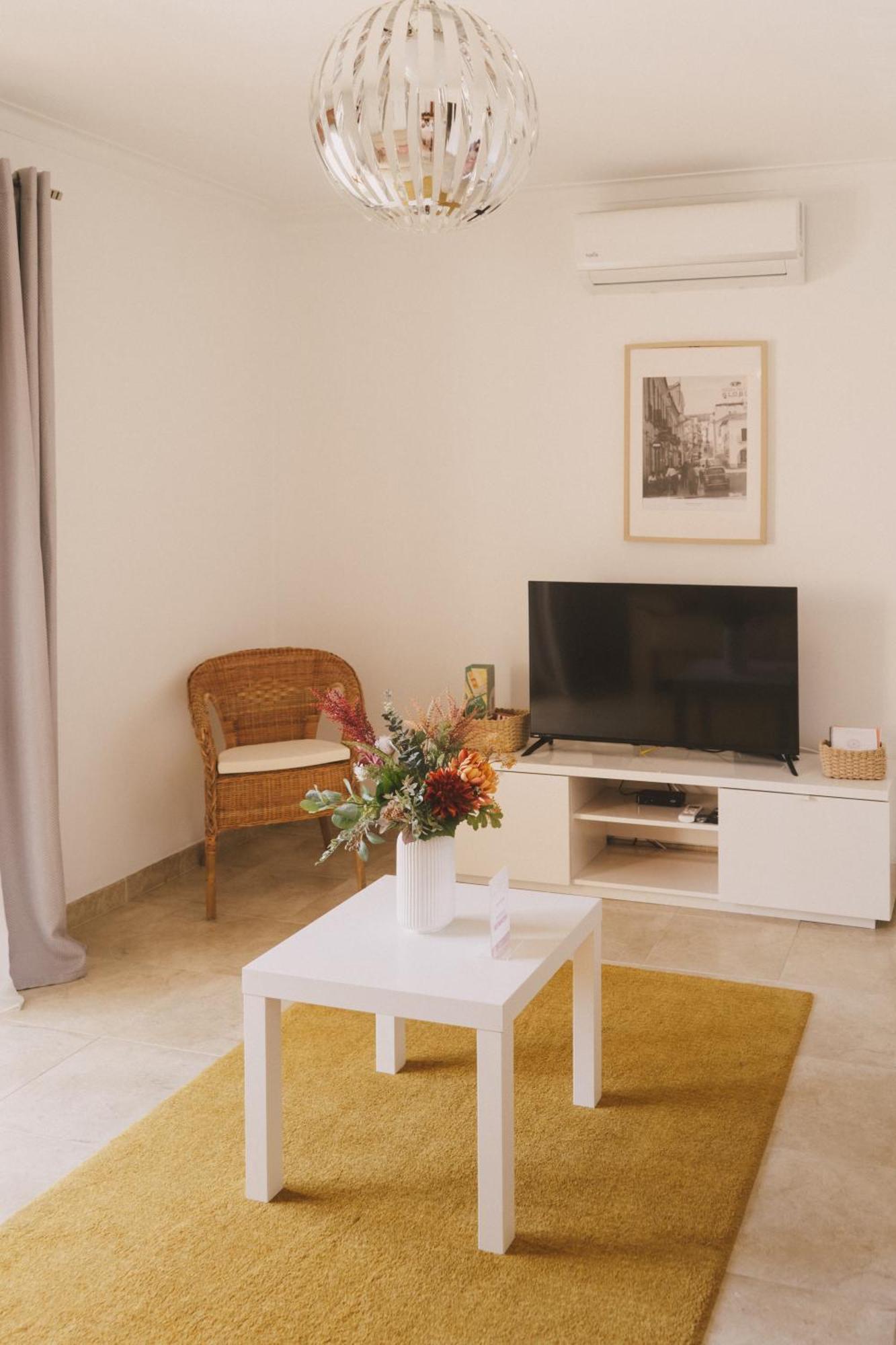 As Andorinhas Apartment Портиман Екстериор снимка